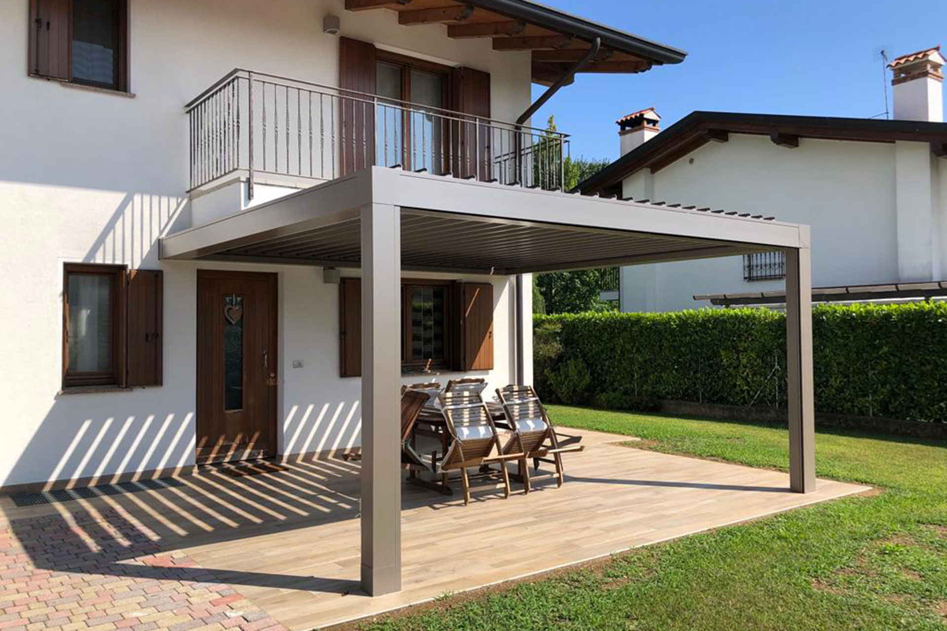 pergola bioclimatiche albo serramenti alluminio giardino pordenone