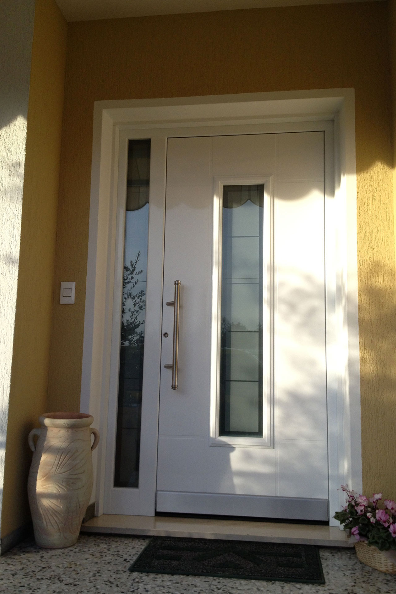porte blindate albo serramenti bianche ud