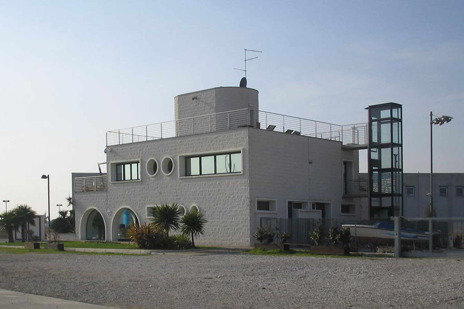 AlboSerramenti - Infissi e porte interne marano